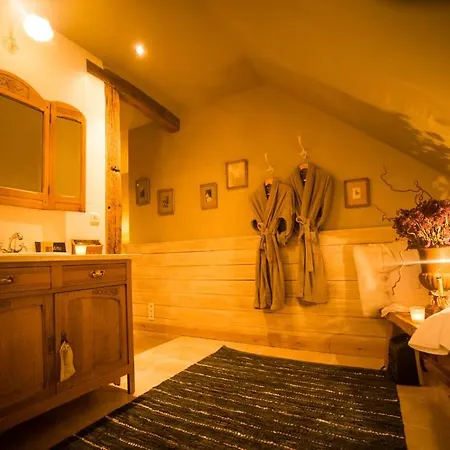 Bed & Breakfast La Chamboise 3*
